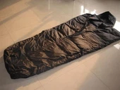 Lehký péřový spací pytel